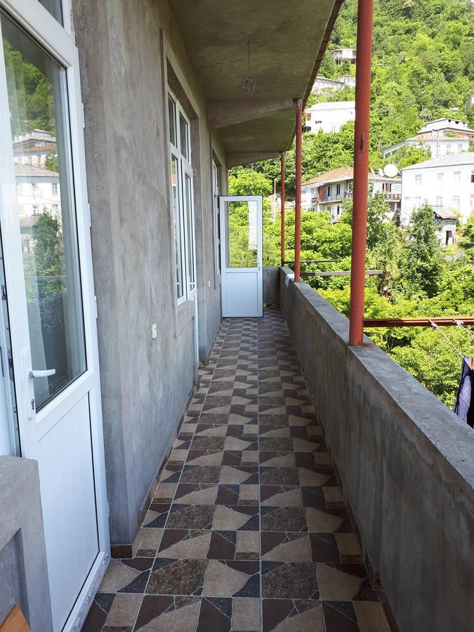 Guest House In Sarpi Ngoại thất bức ảnh
