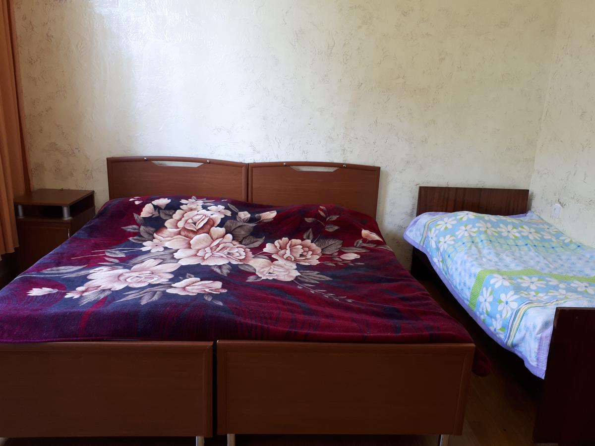 Guest House In Sarpi Ngoại thất bức ảnh